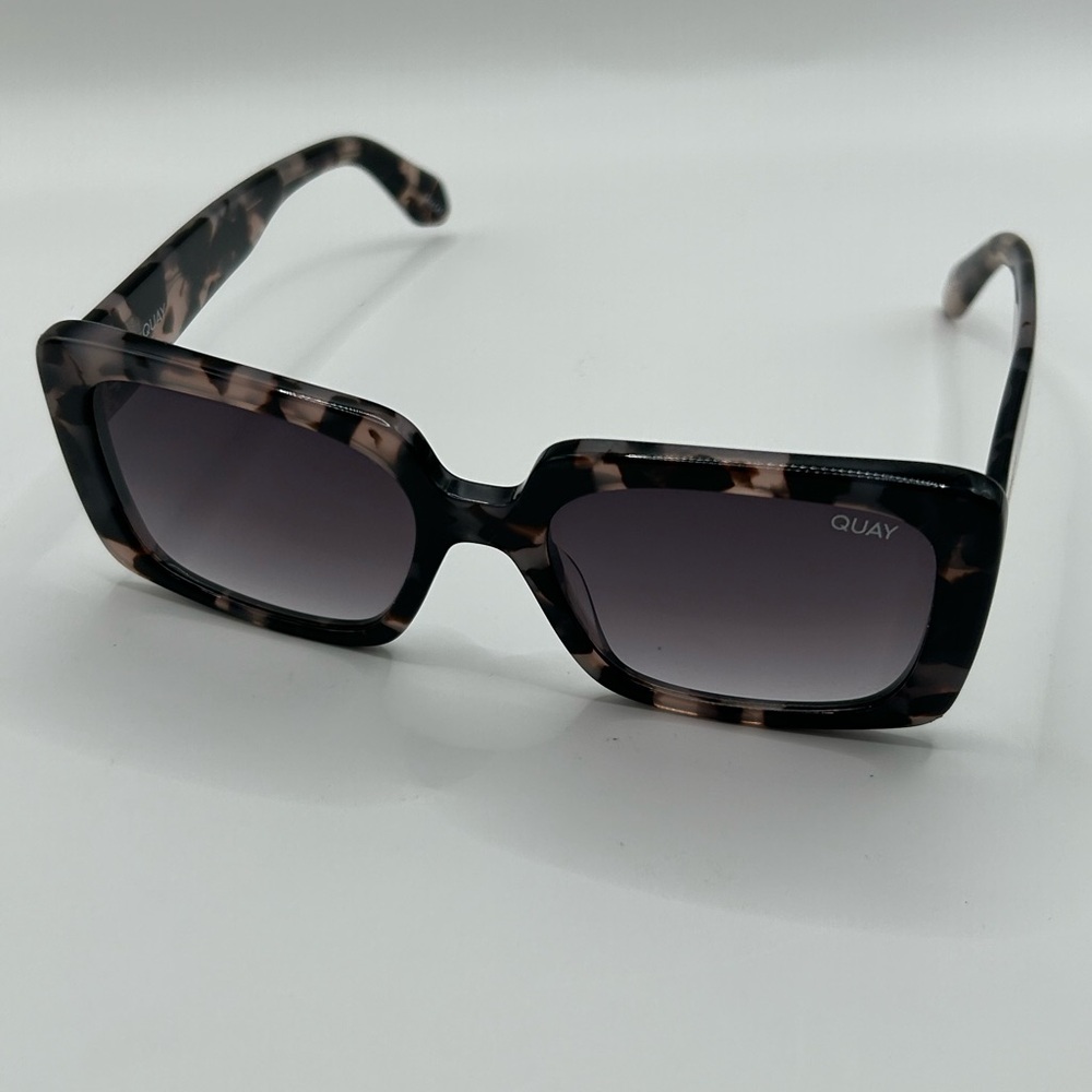 Quay Australia Total Vibe Milky Tortoise Sunglasses